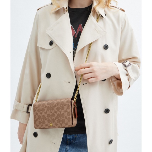 Coach Mila Crossbody Bag In Signature Canvas - Picture 3 of 8